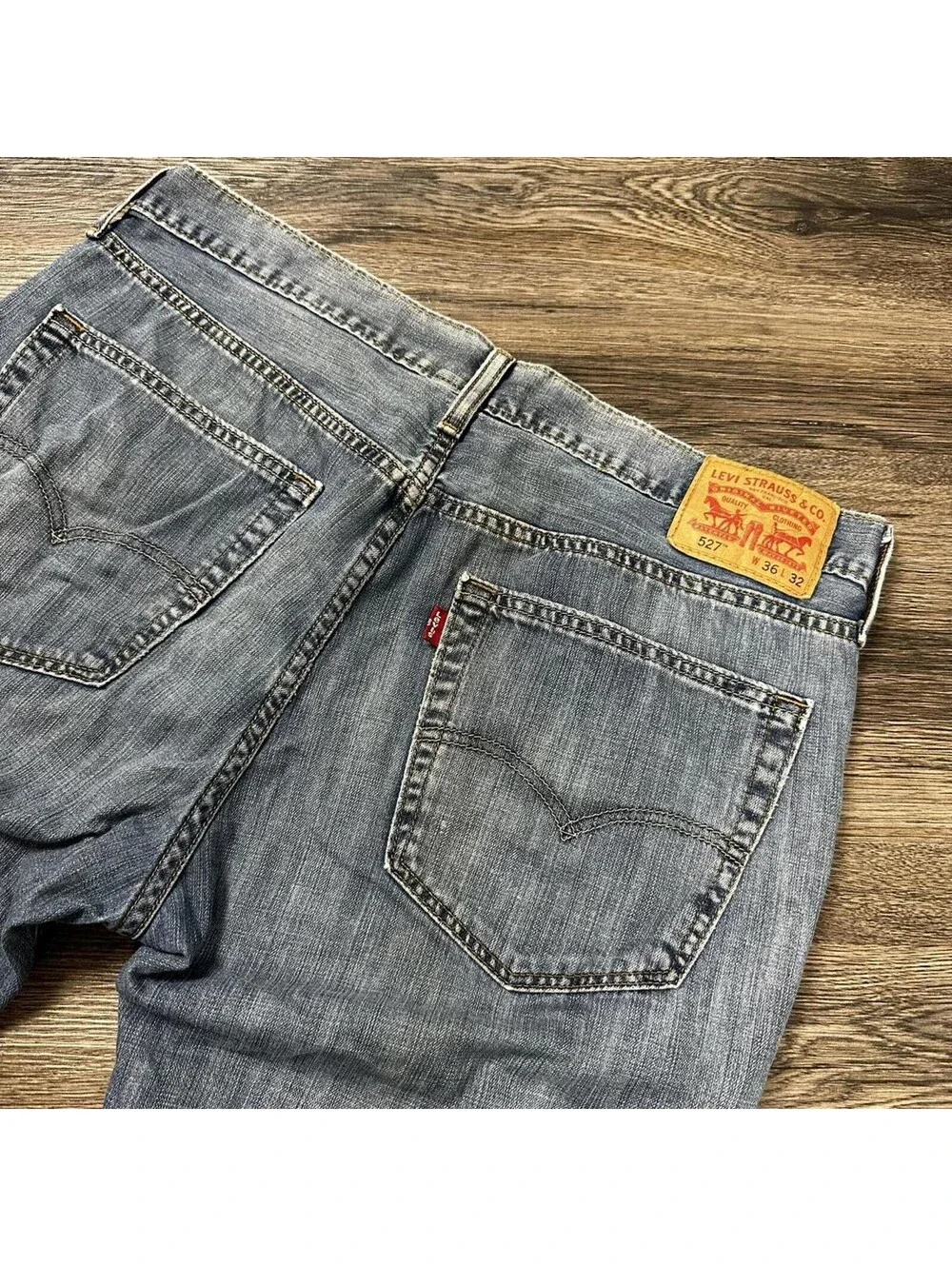 Vintage dark washed blue denim Levi’s 527 bootcut jeans  36x32